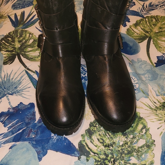 Steve Madden Maly Boots - Picture 4 of 8